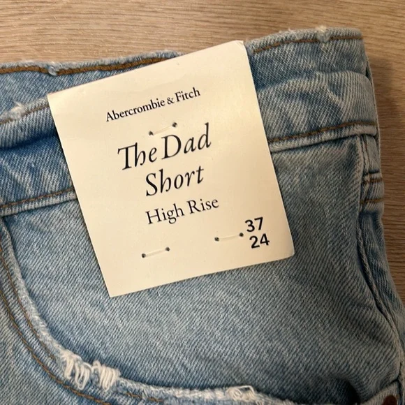 New Abercrombie Dad Shorts - Picture 2 of 5